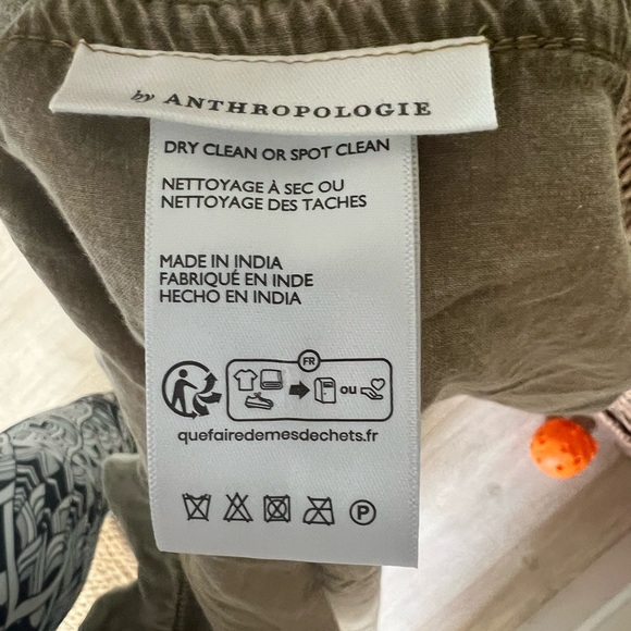 Anthropologie Sage Velvet Scalloped one panel Curtain 50”x96” - Picture 4 of 6